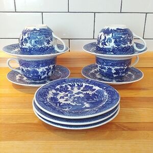 Vintage Blue & White Japanese Teacups & Saucers. Set of 4 plus 3 dessert plates
